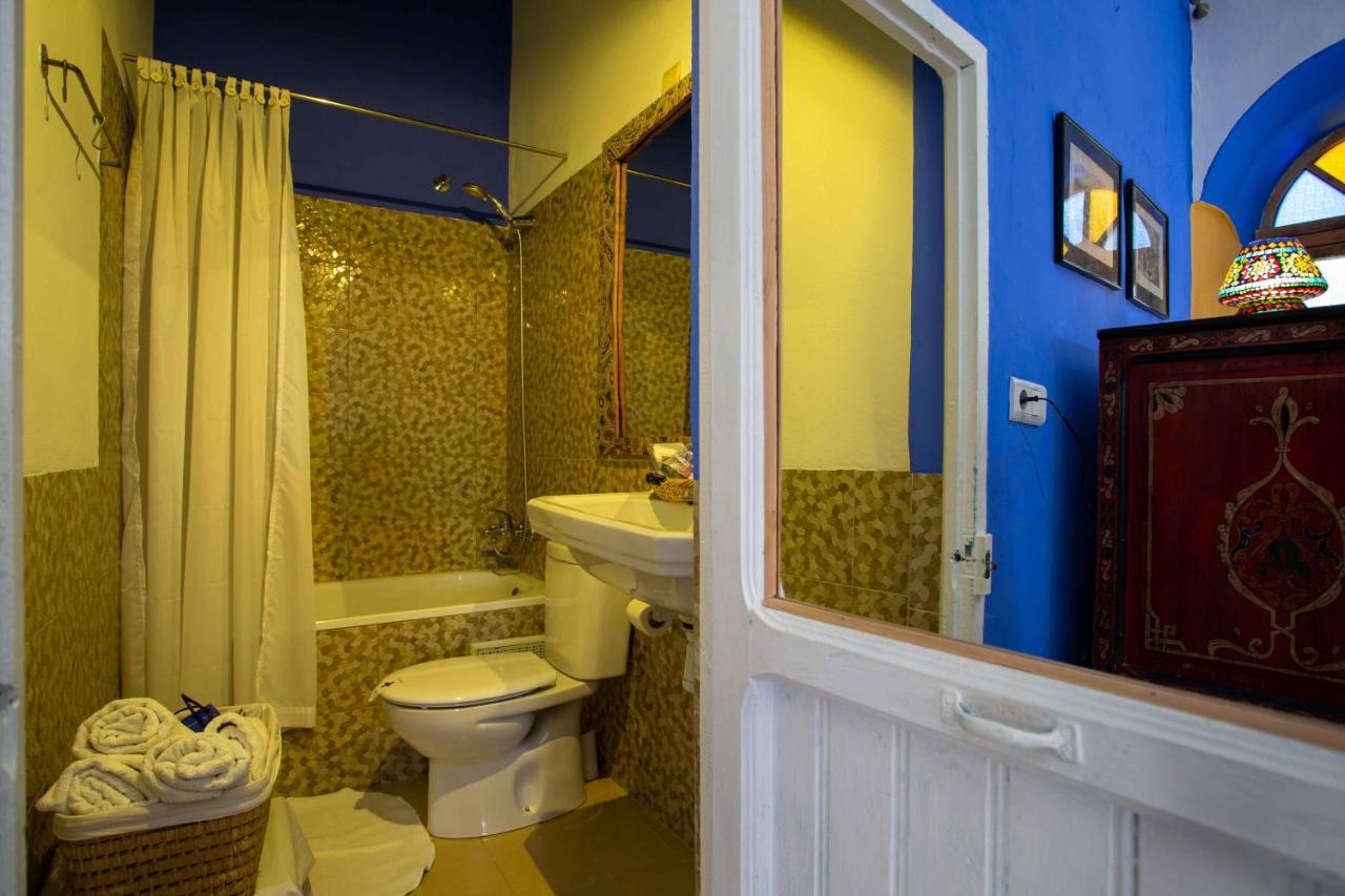 Hotel Casa Miguel Чефчауен Екстериор снимка