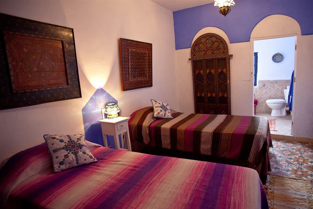 Hotel Casa Miguel Чефчауен Екстериор снимка