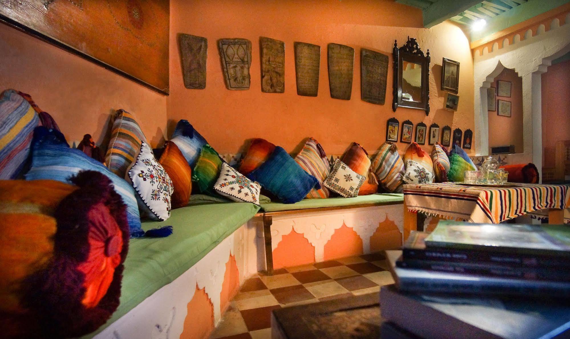 Hotel Casa Miguel Чефчауен Екстериор снимка